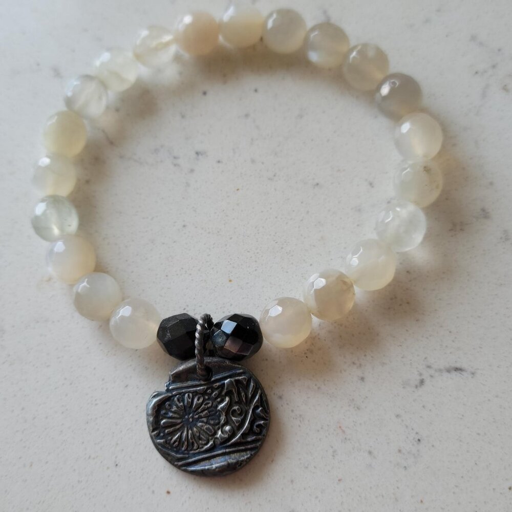 5/$25💎 Faceted Moonstone with Charm Stretch Bracelet